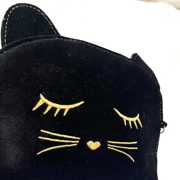New TodoModa Black Velvet Cat Purse with Removable Chain - Picture 2 of 16